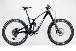 Show details for Fast-wie-neu-Rad: GT Force Carbon Pro LE 29" Enduro Bike 2022 (Custom) Picture of Fast-wie-neu-Rad: GT Force Carbon Pro LE 29" Enduro Bike 2022 (Custom)