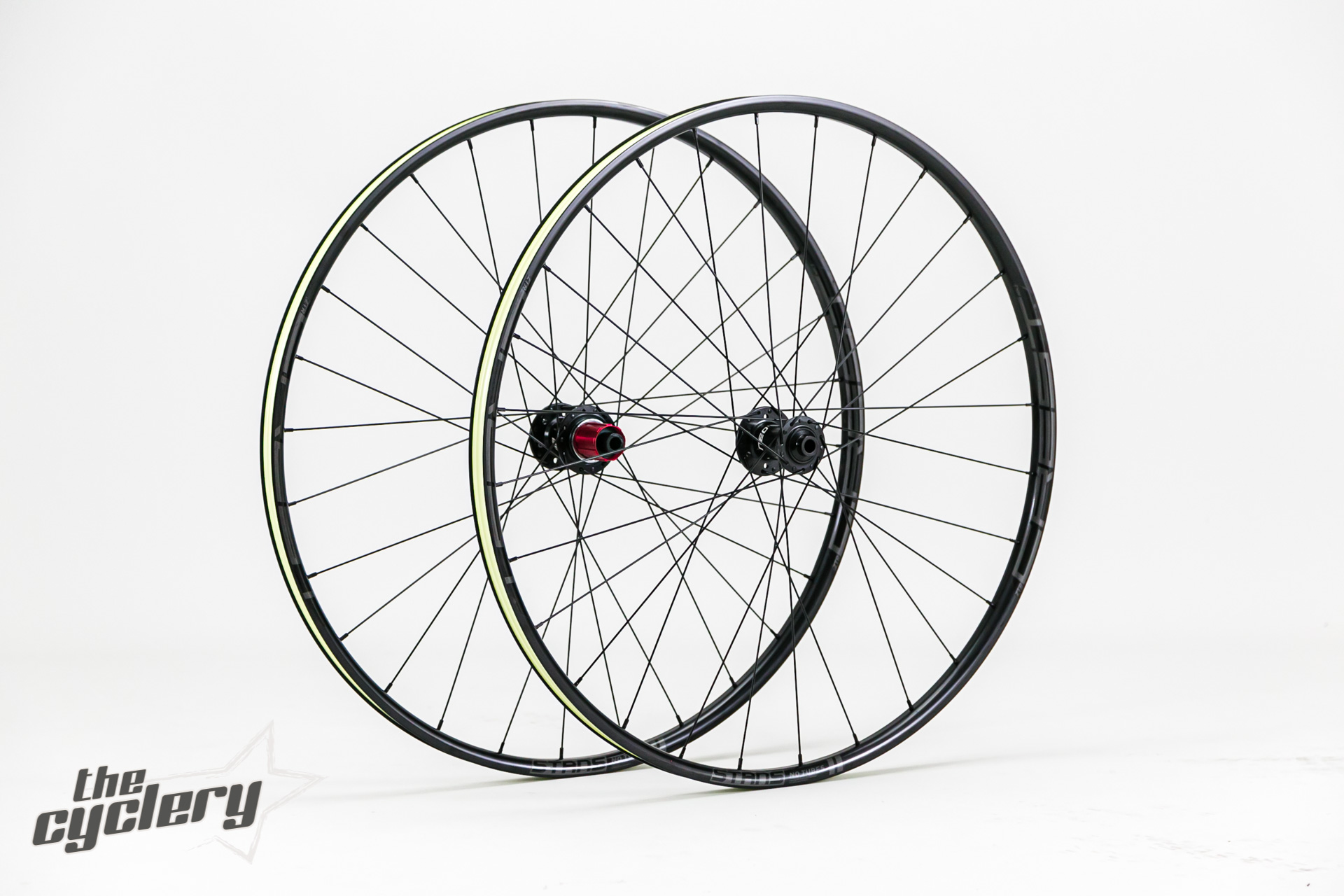 Picture of Stan's NoTubes Crest MK3 wheel set (700c/29")