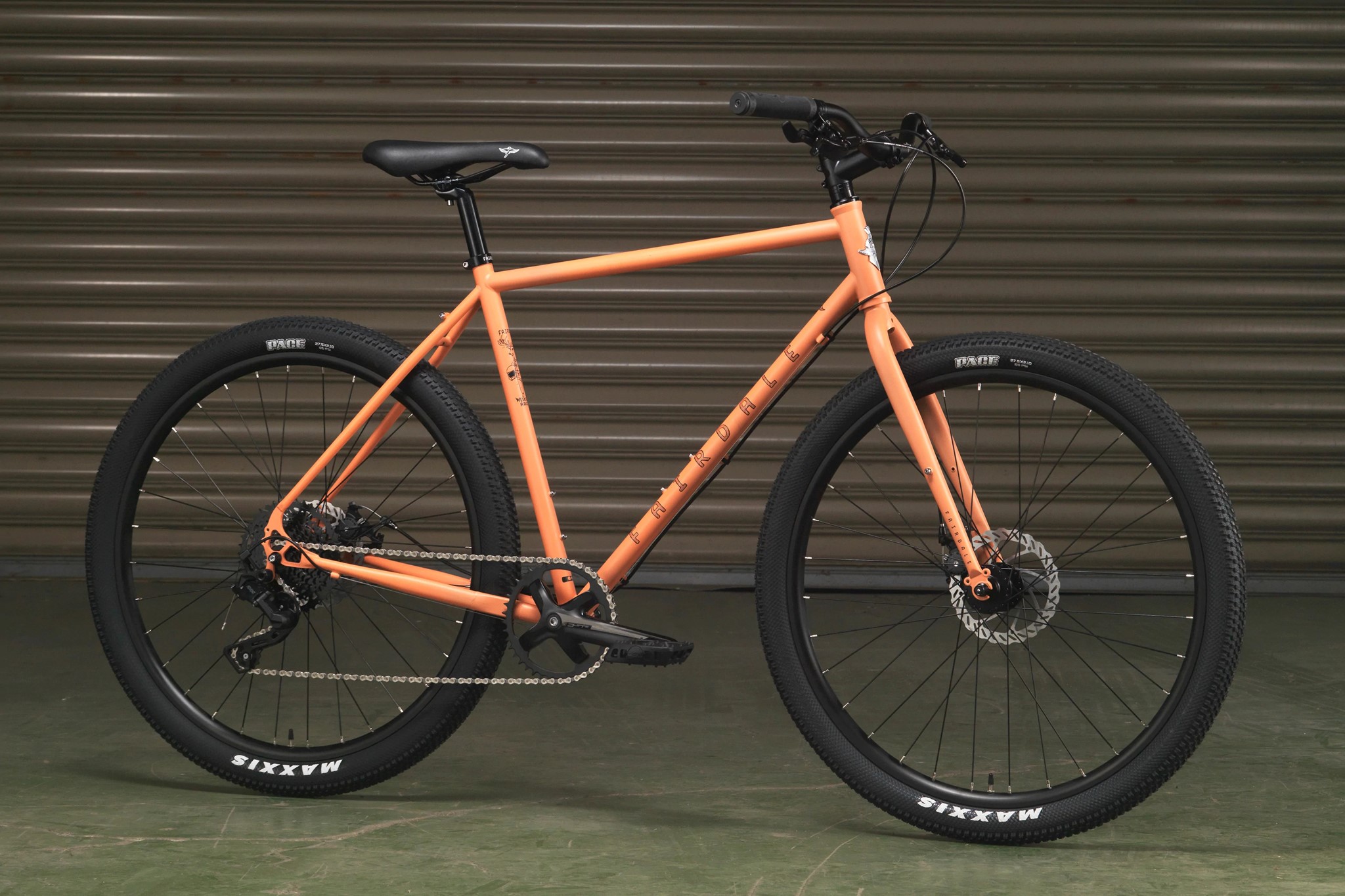 Picture of Fairdale Weekender Archer Gravel/Commuter Bike 2023 - Matte Coral Red