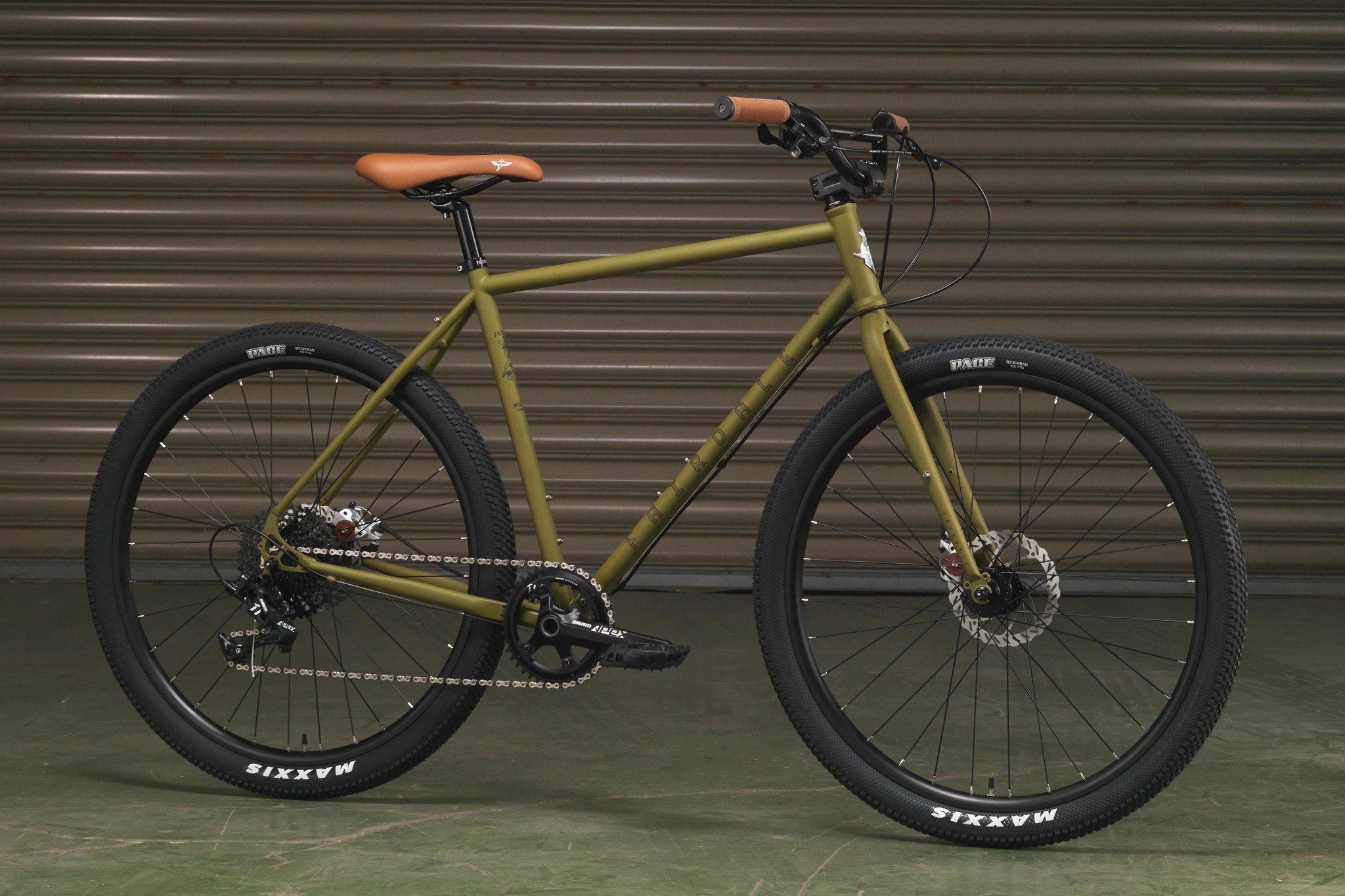 Bild von Fairdale Weekender Nomad MX Gravel/Commuter Bike 2023 - Matte Army Green