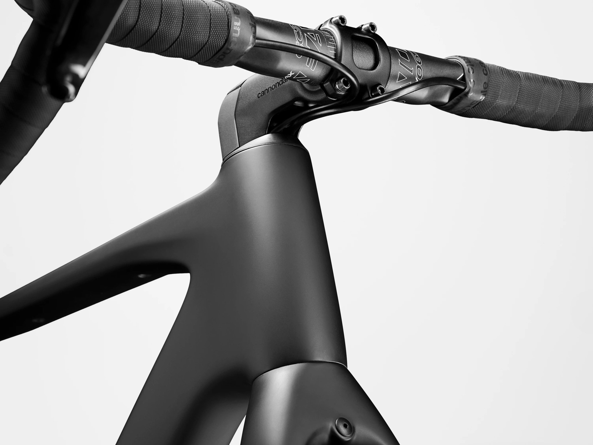 Cannondale Topstone Carbon Aufgeräumtes Cockpit